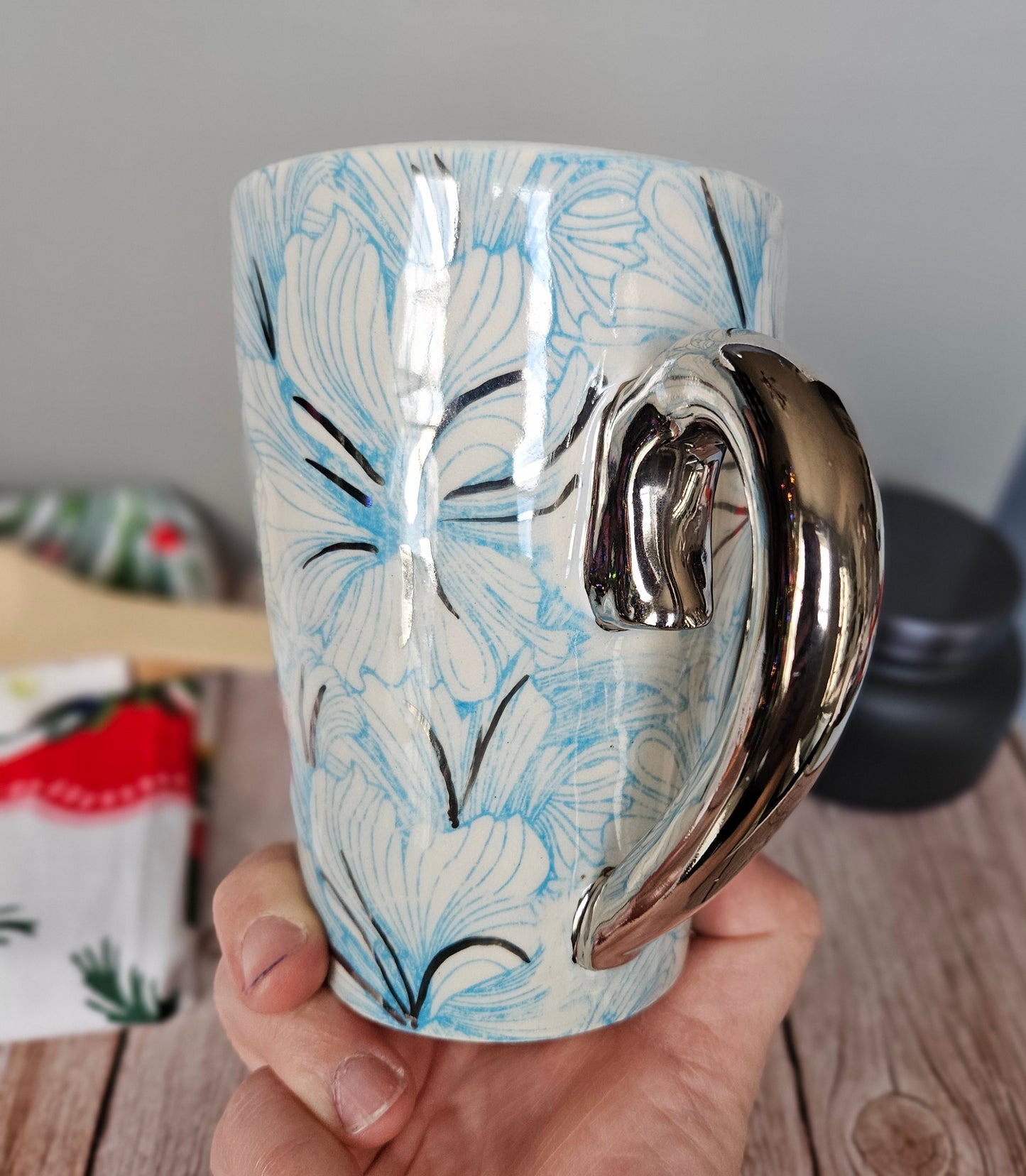 White and blue hibiscus mug